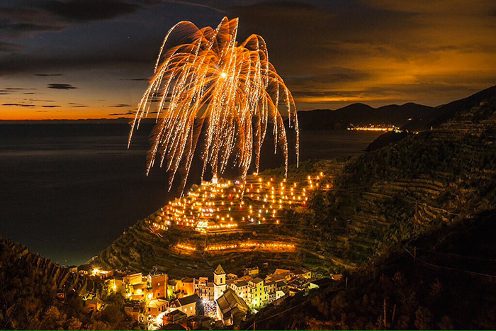 Mercatini di NATALE tra GENOVA e CINQUE TERRE